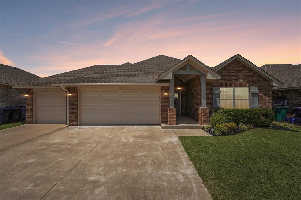 3509 Shutter Ridge Drive