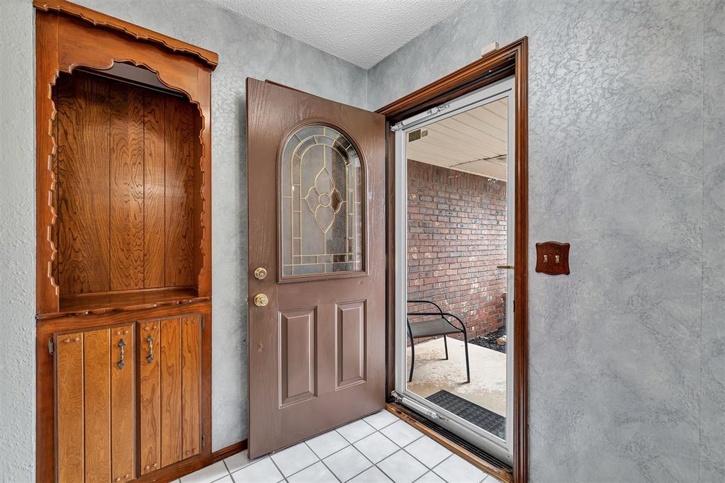 2437 SW 93rd Street