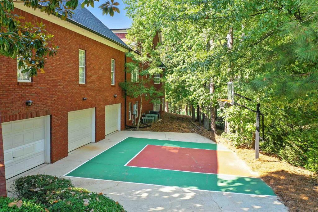 219 Eagles Landing Way