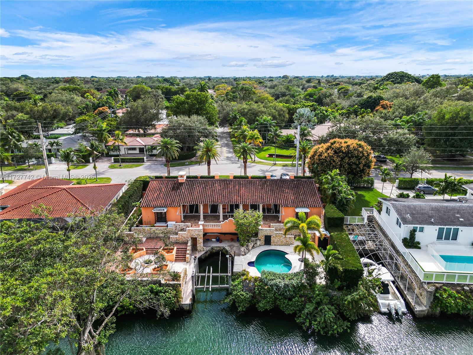 1181 S Alhambra Cir