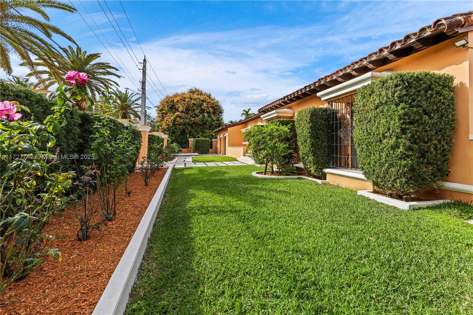 1181 S Alhambra Cir