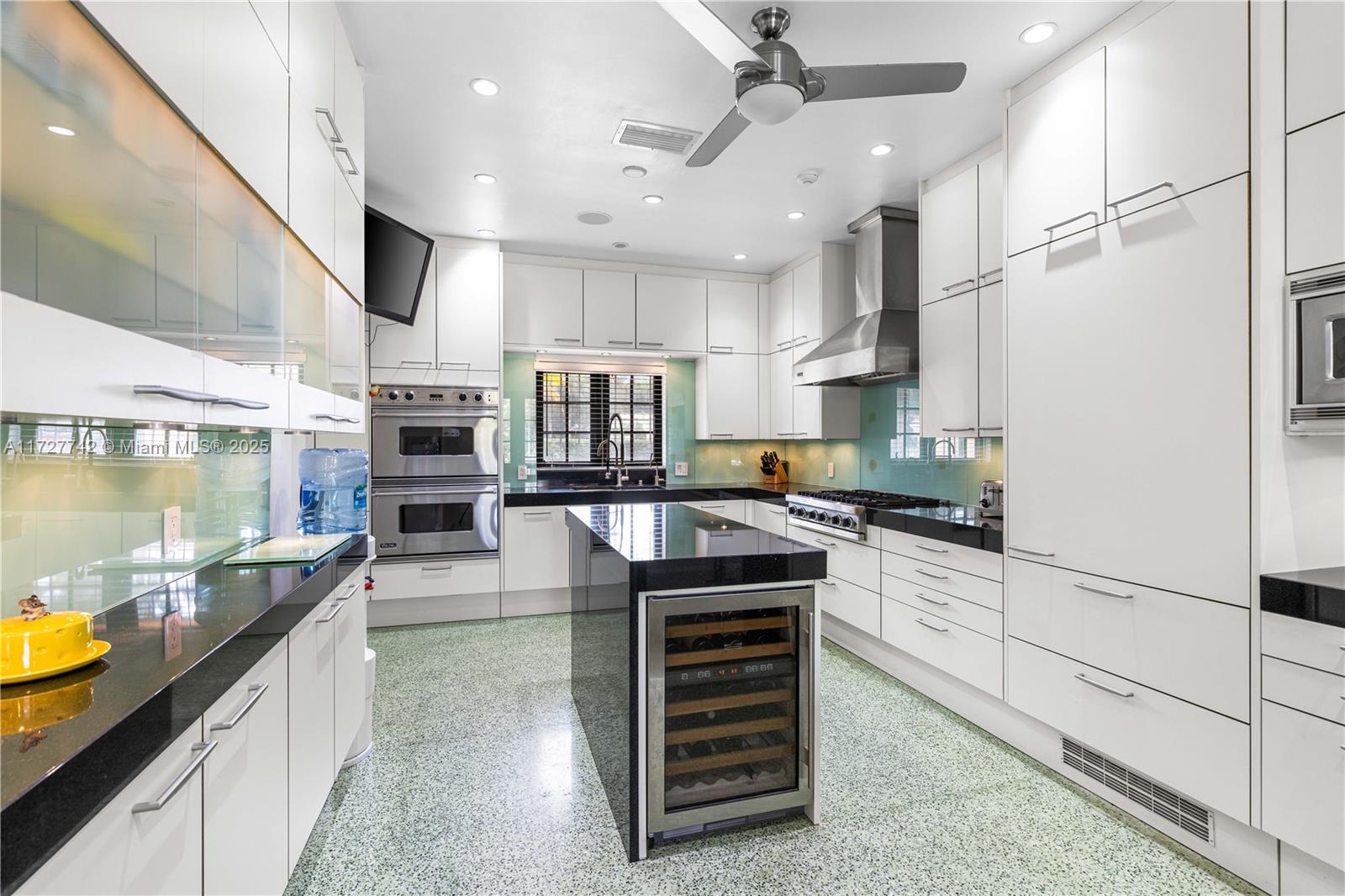 1181 S Alhambra Cir