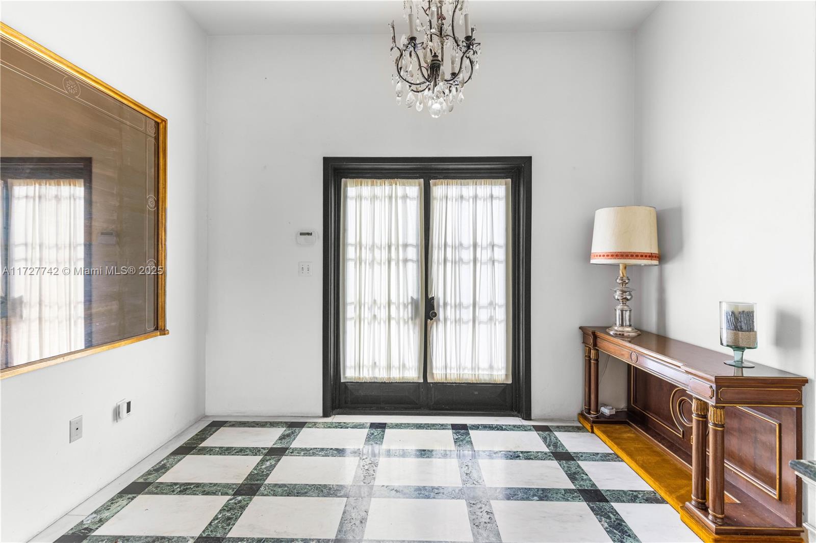 1181 S Alhambra Cir