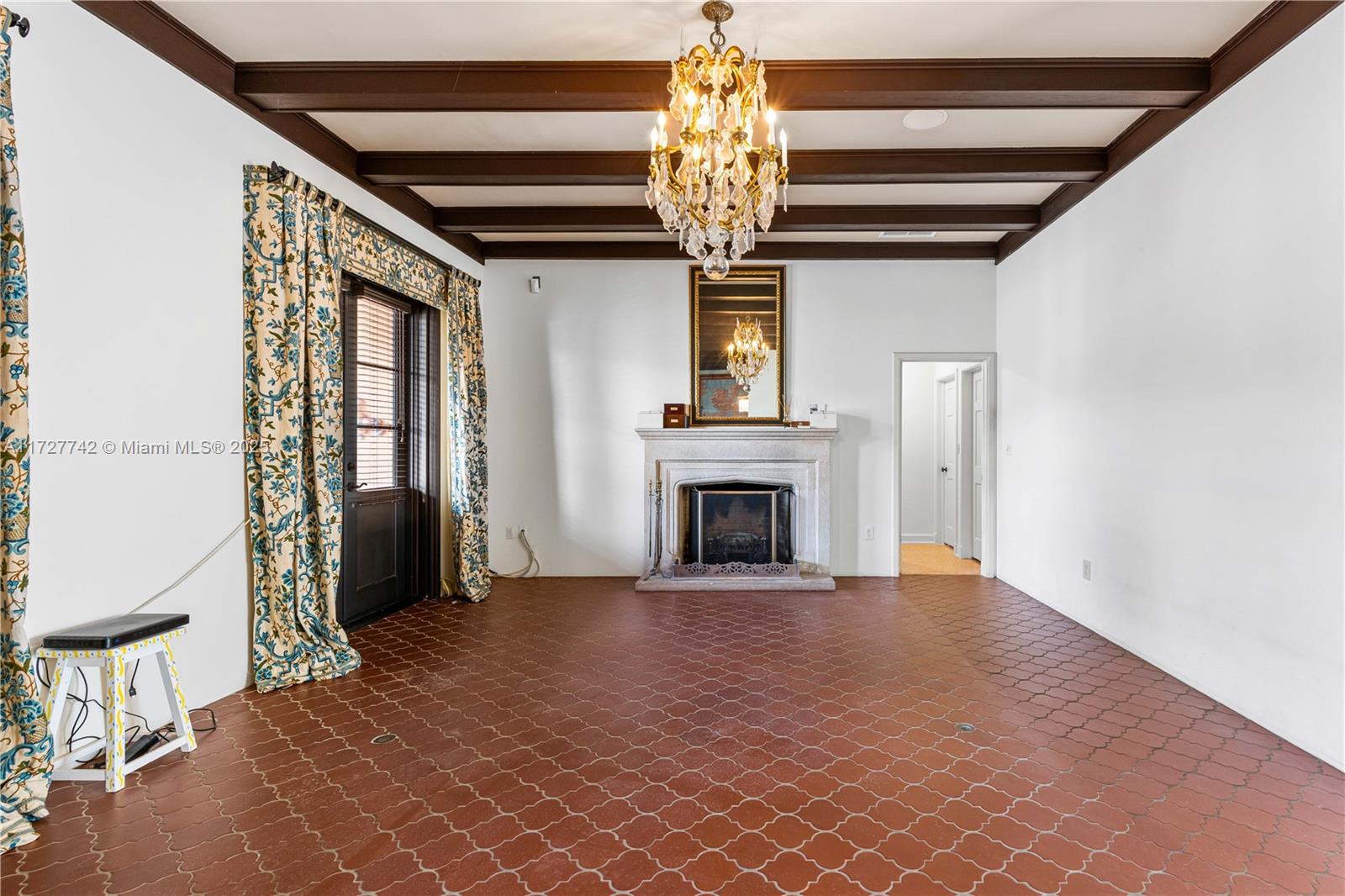 1181 S Alhambra Cir
