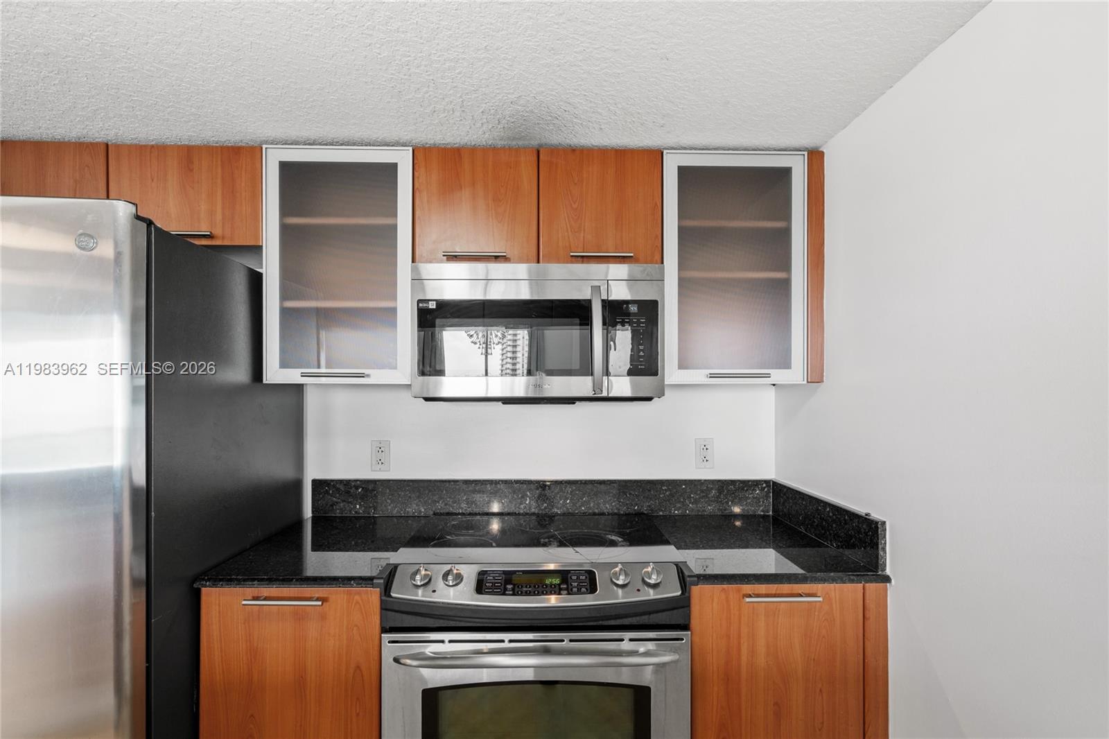 1800 N Bayshore Dr # 1208