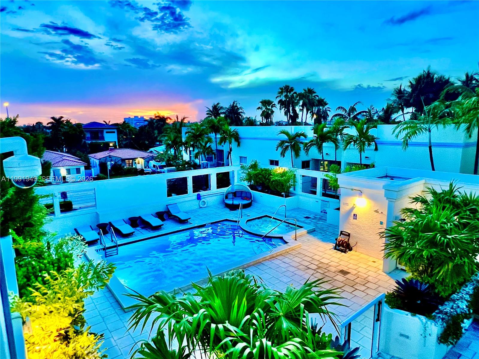 9172 Collins Ave # 305