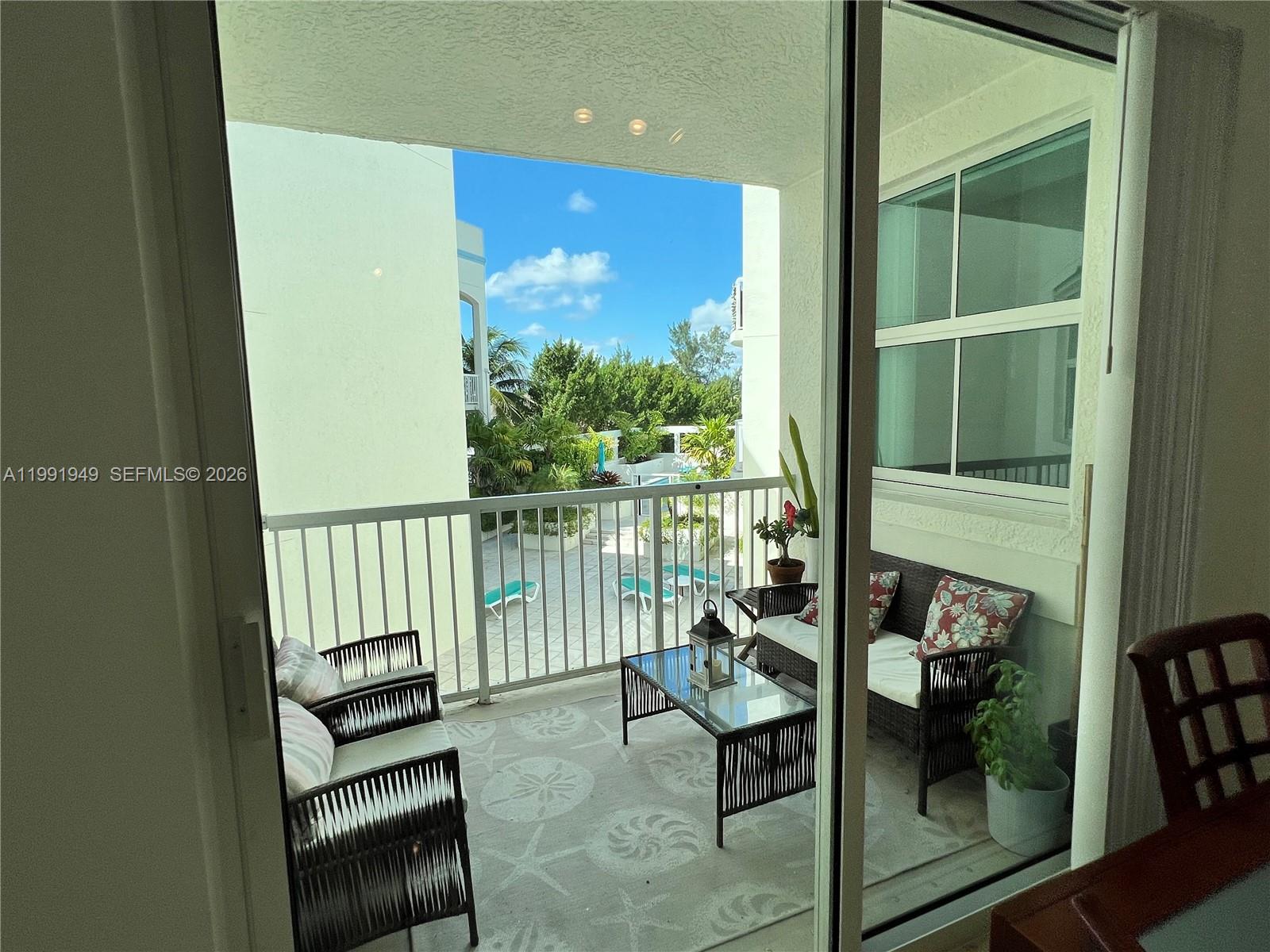 9172 Collins Ave # 305