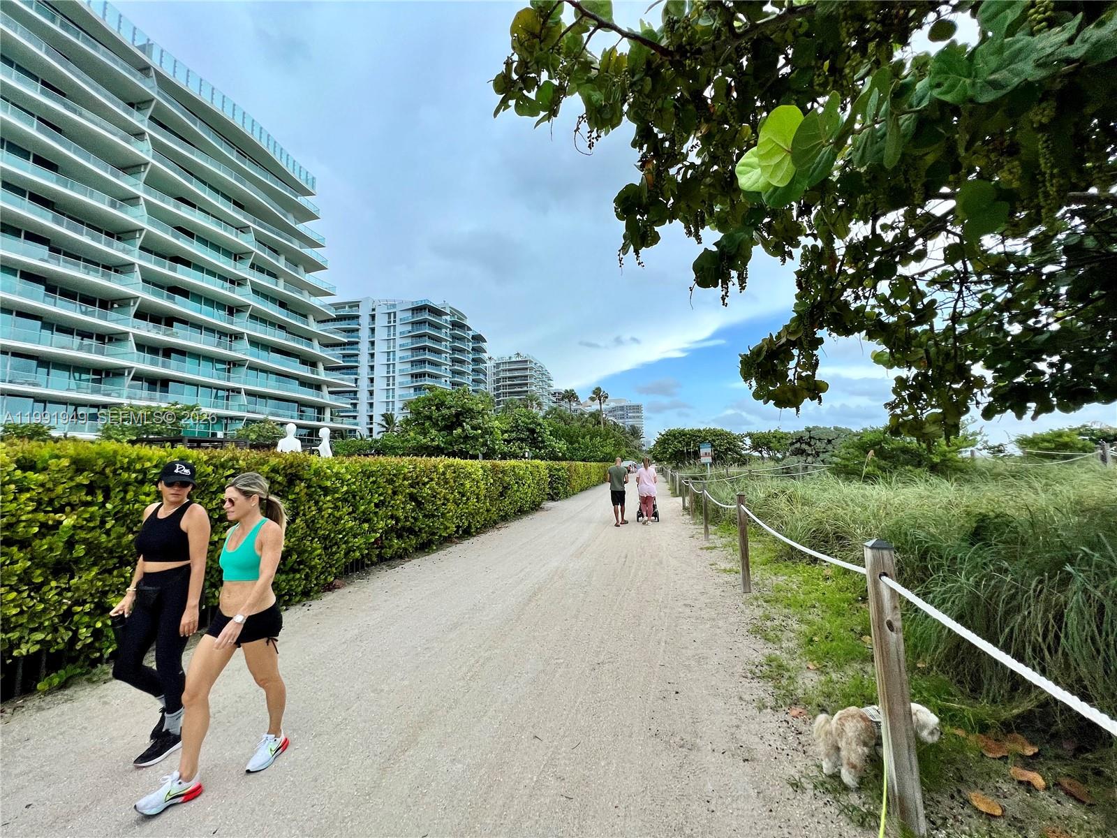 9172 Collins Ave # 305