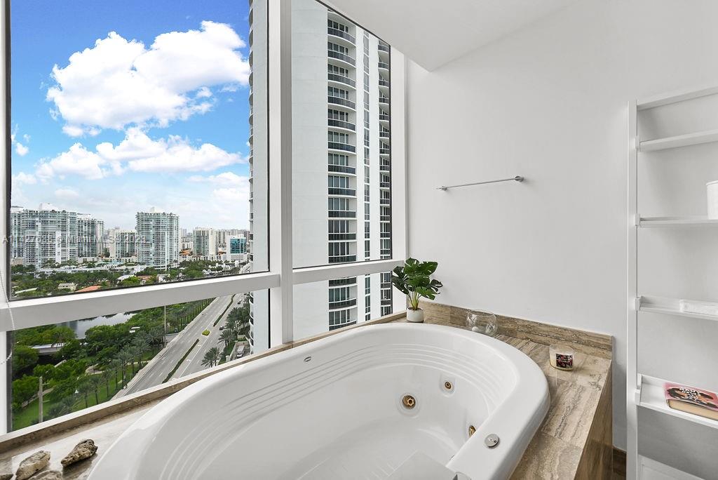 15901 Collins Ave # 1804