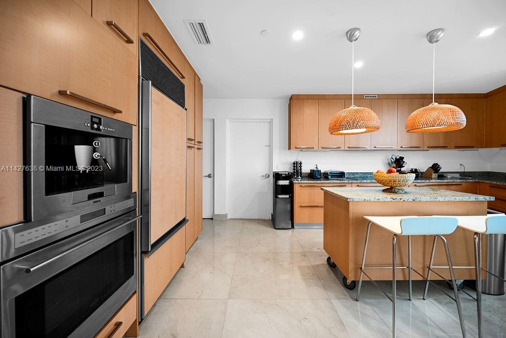 15901 Collins Ave # 1804