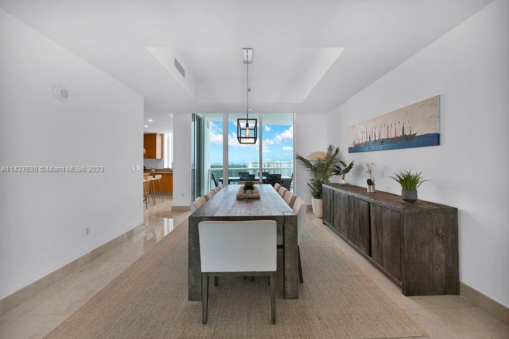 15901 Collins Ave # 1804