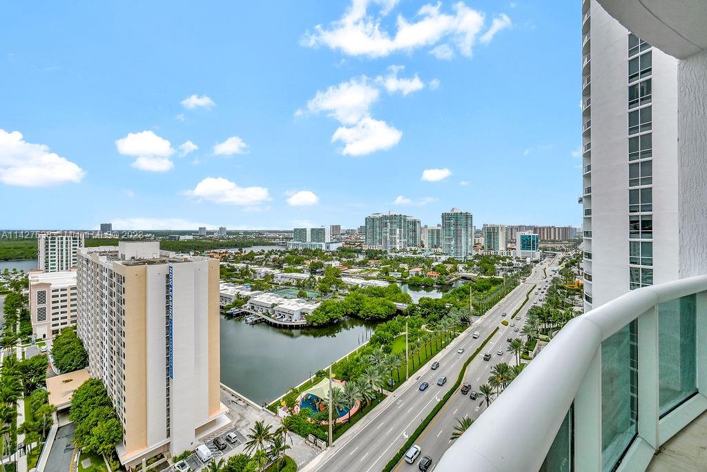 15901 Collins Ave # 1804