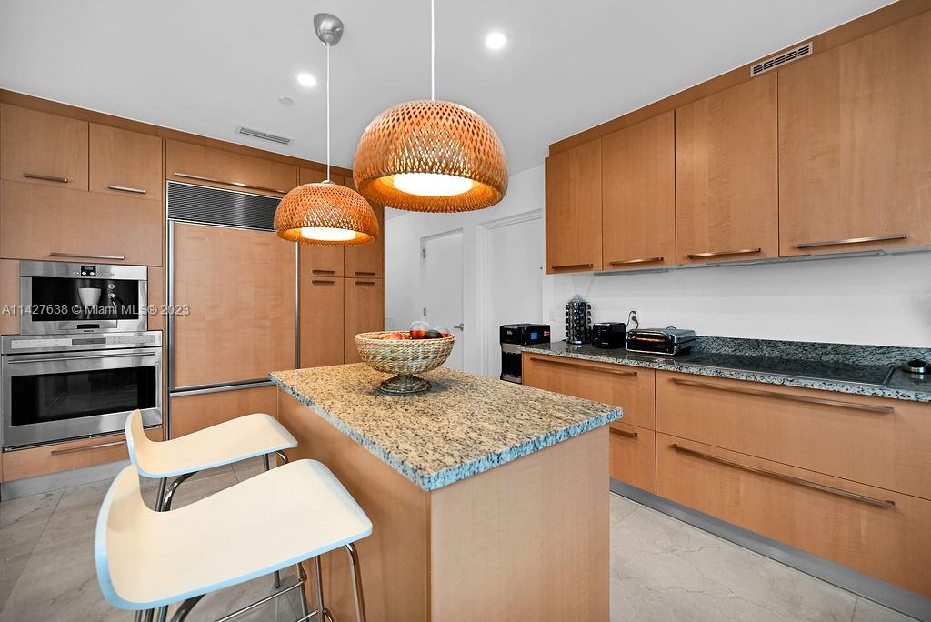15901 Collins Ave # 1804