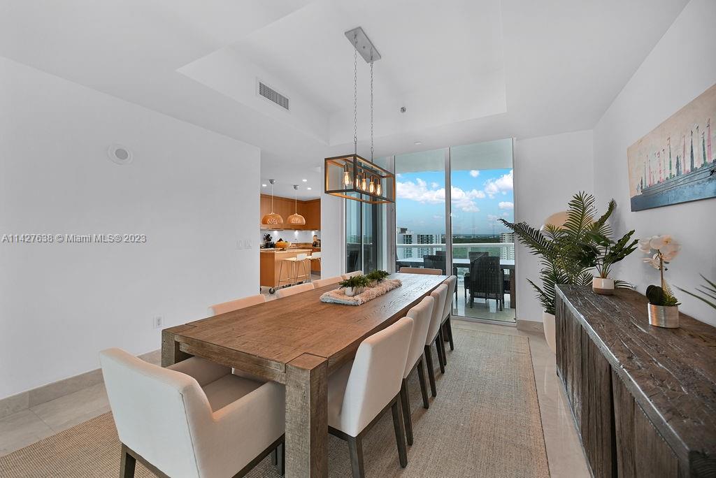 15901 Collins Ave # 1804