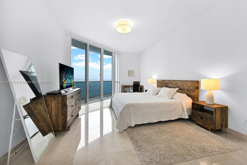 15901 Collins Ave # 1804