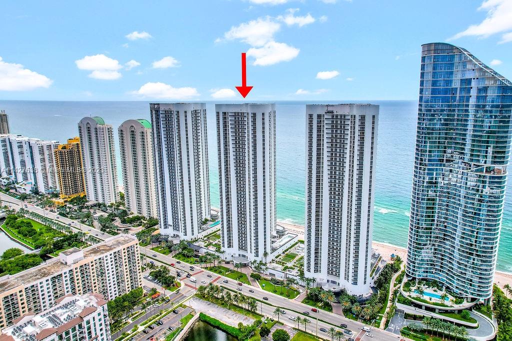 15901 Collins Ave # 1804