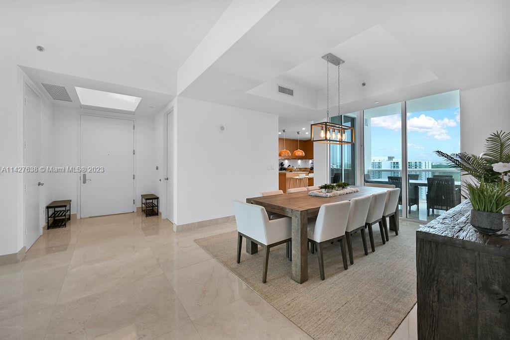 15901 Collins Ave # 1804