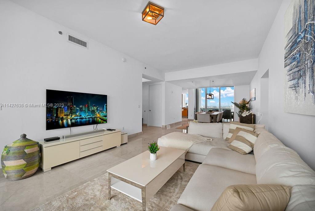 15901 Collins Ave # 1804