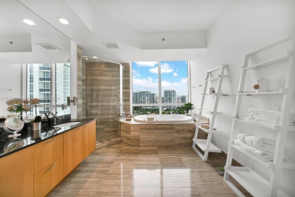 15901 Collins Ave # 1804