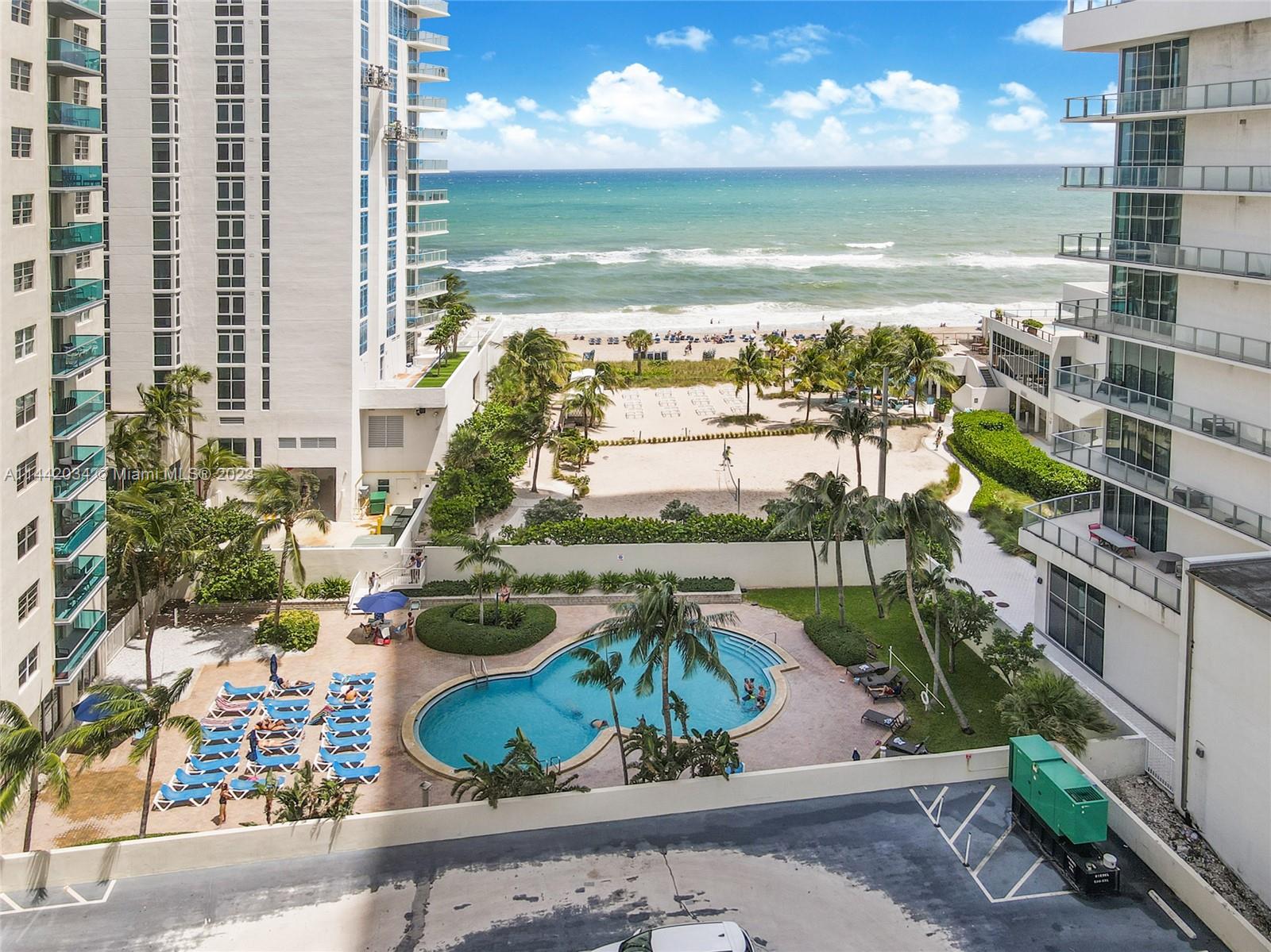 4001 S Ocean Dr # 11P