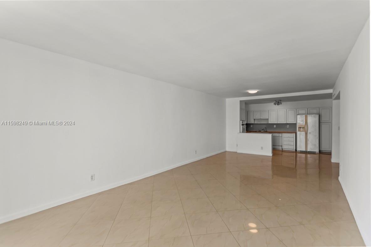 19380 Collins Ave # 1615