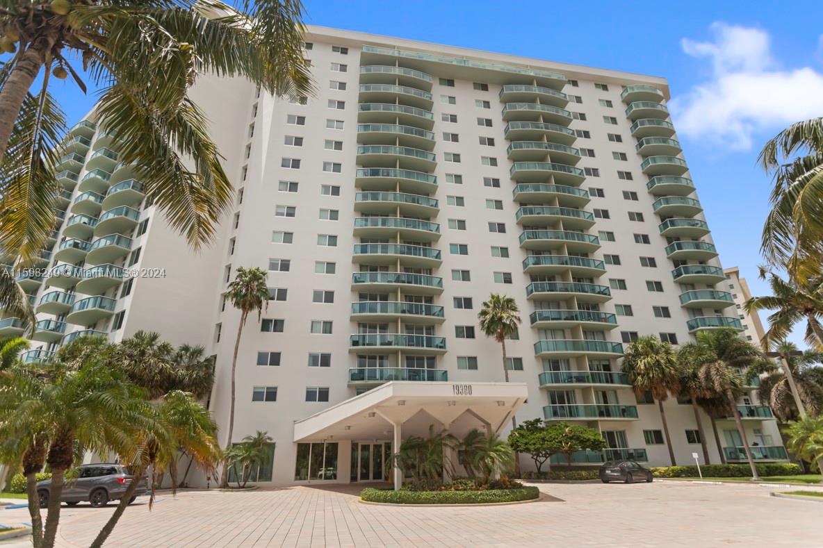 19380 Collins Ave # 1615