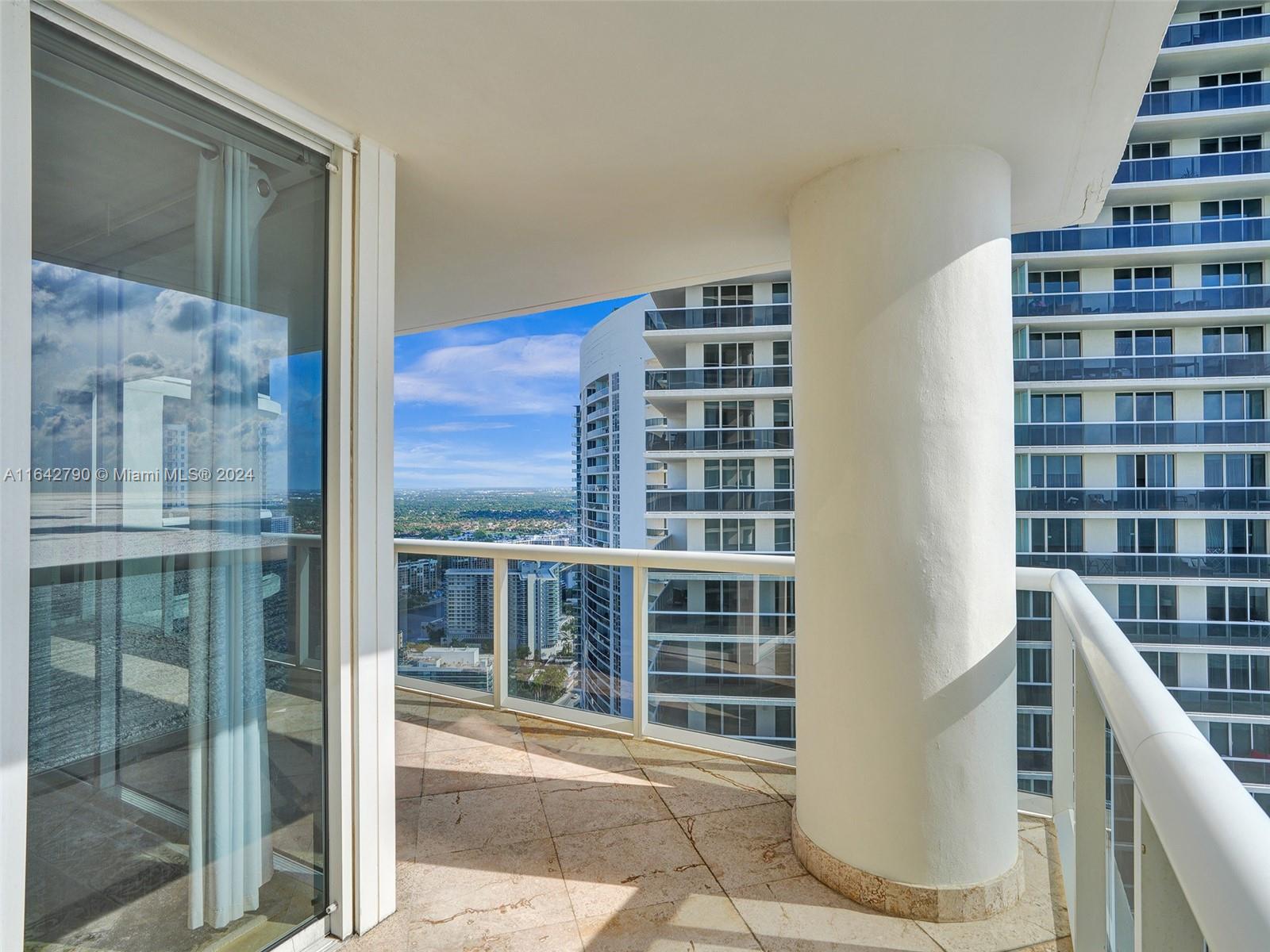 1850 S Ocean Dr # 3910
