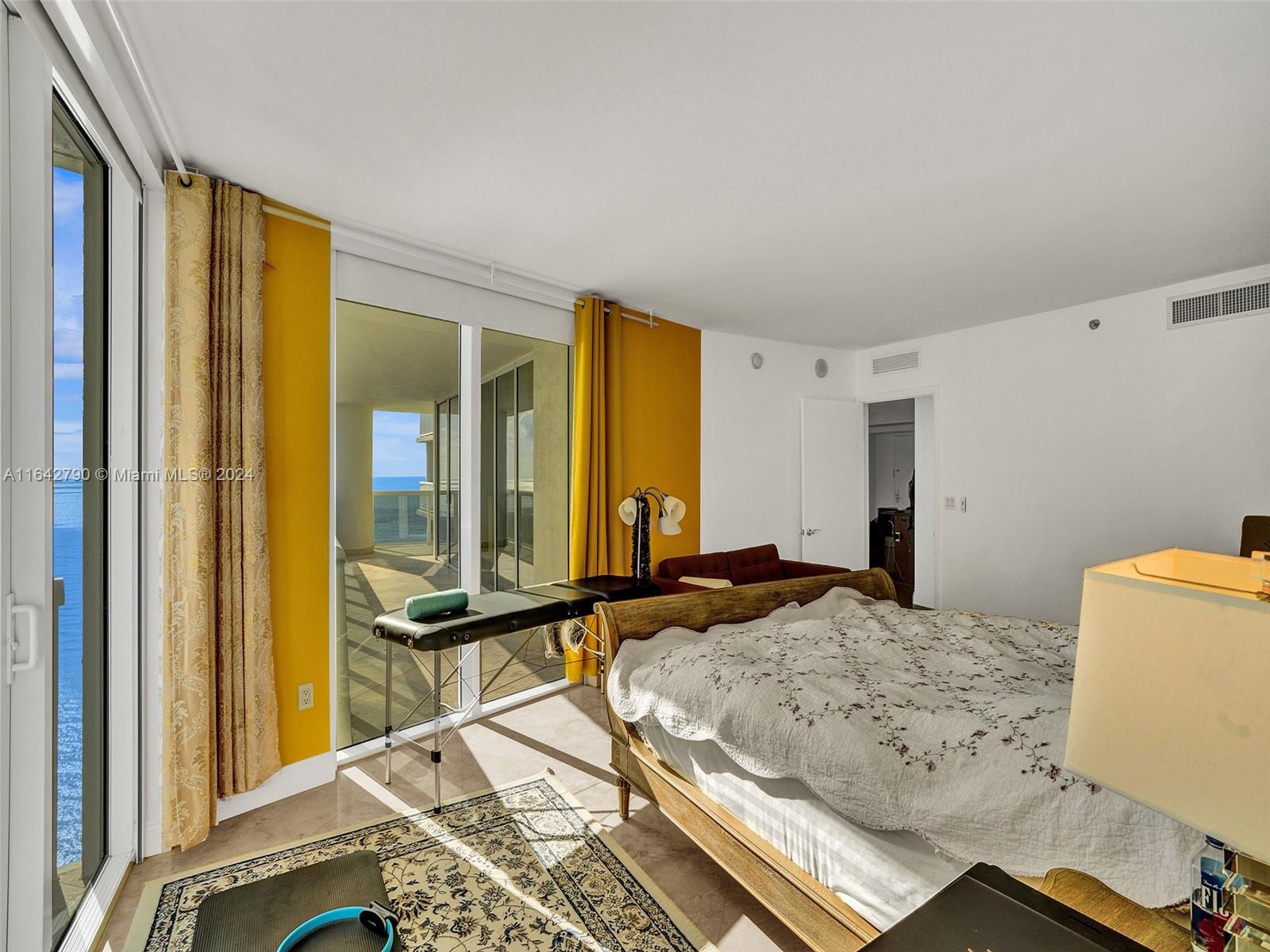 1850 S Ocean Dr # 3910