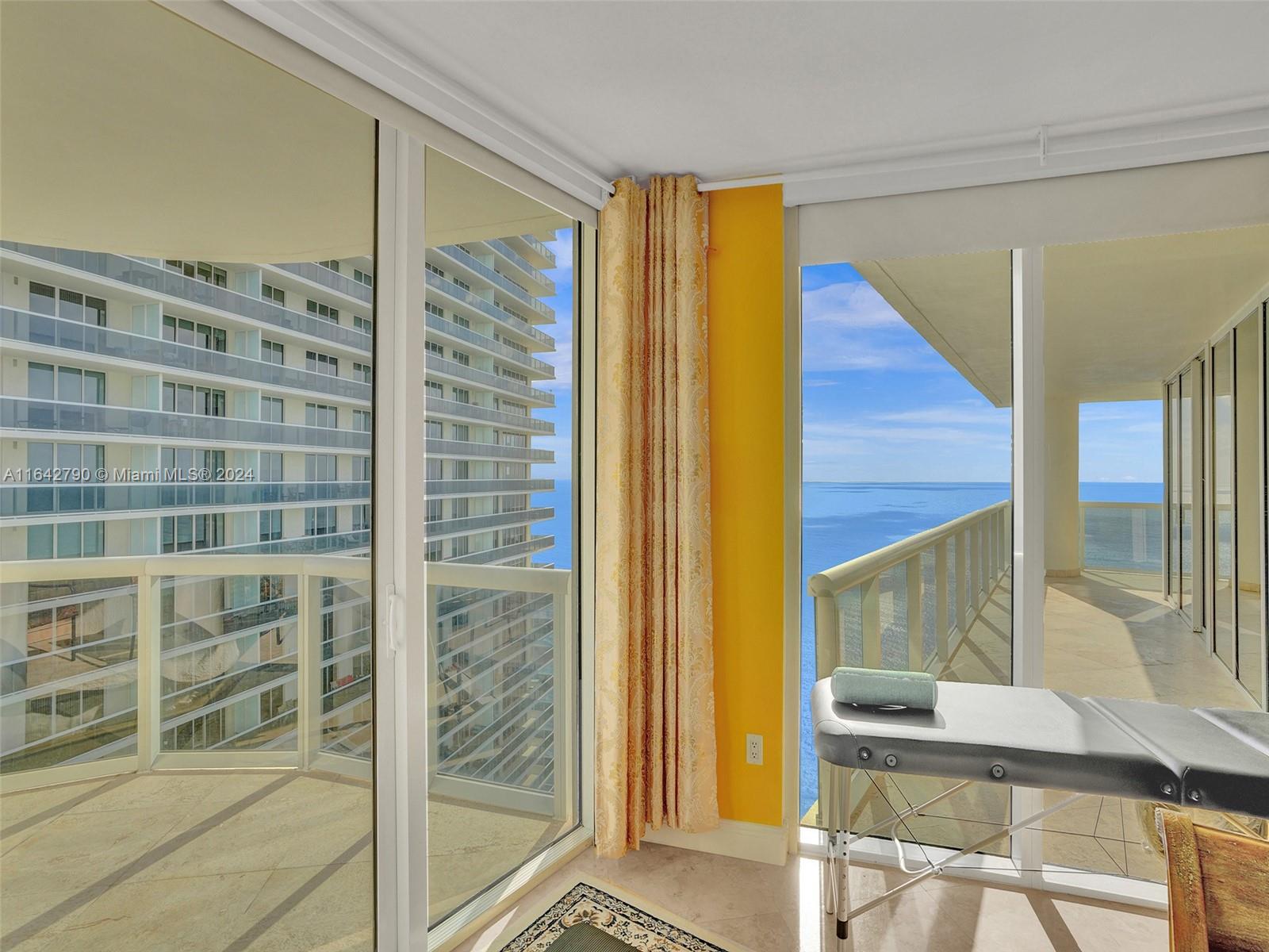 1850 S Ocean Dr # 3910