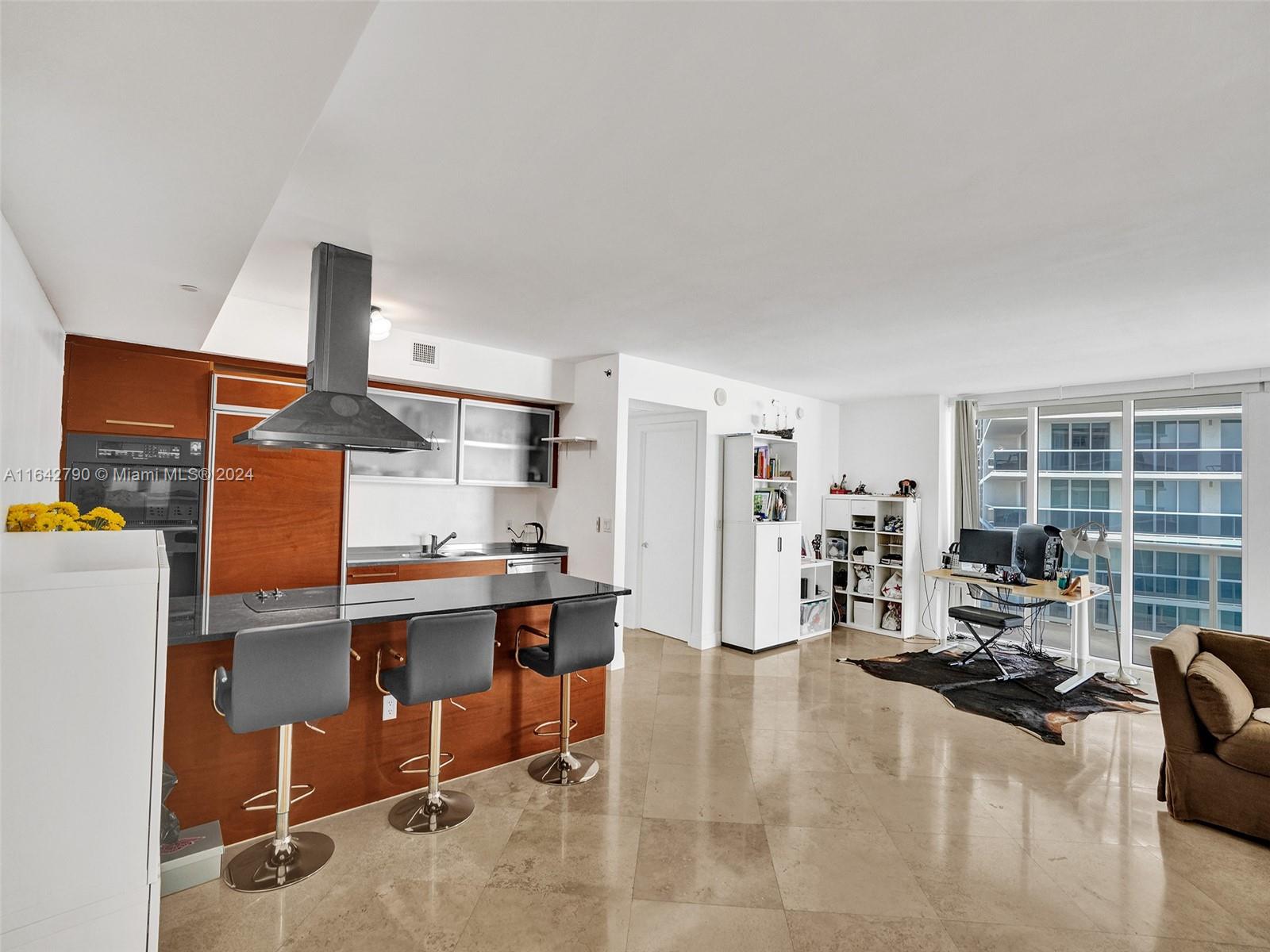 1850 S Ocean Dr # 3910