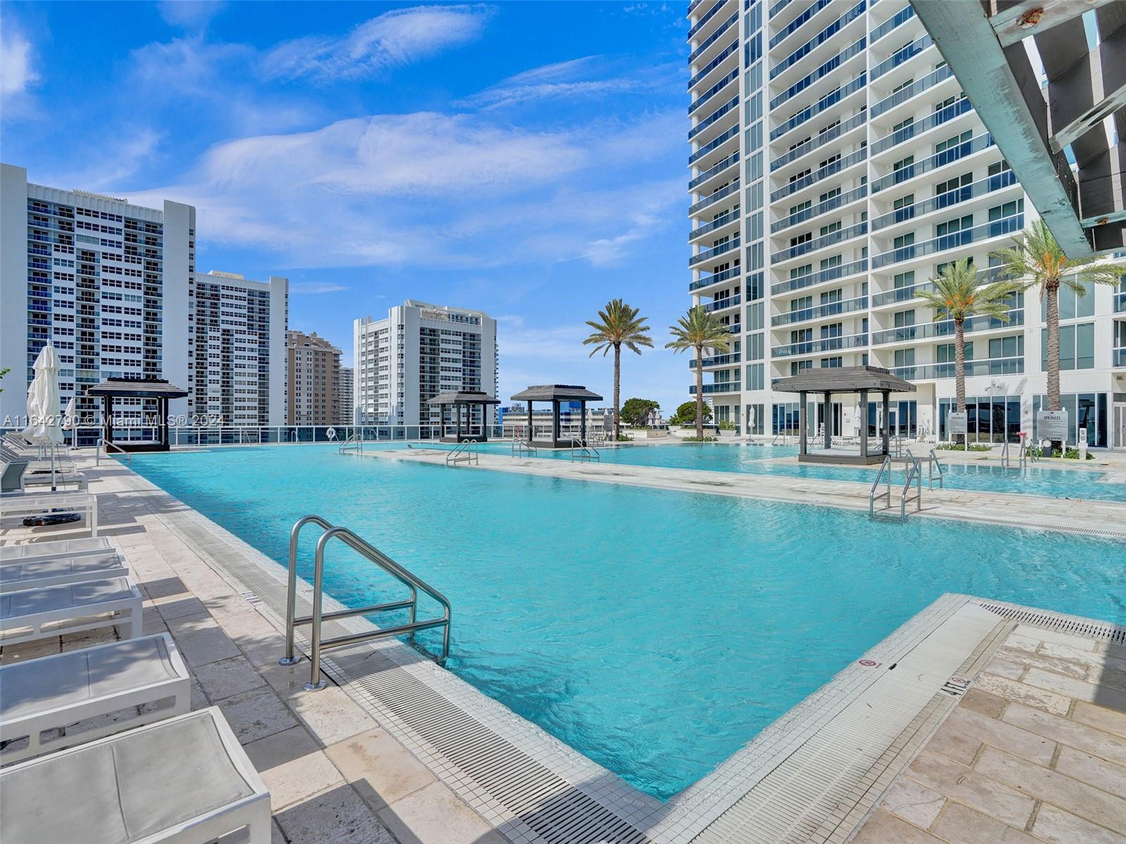 1850 S Ocean Dr # 3910