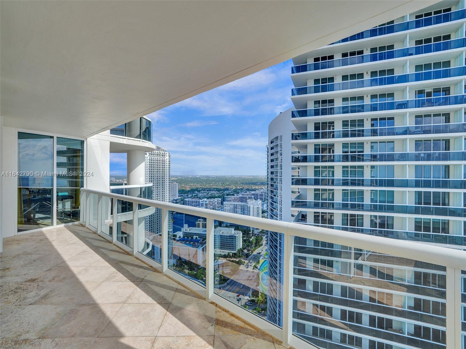1850 S Ocean Dr # 3910