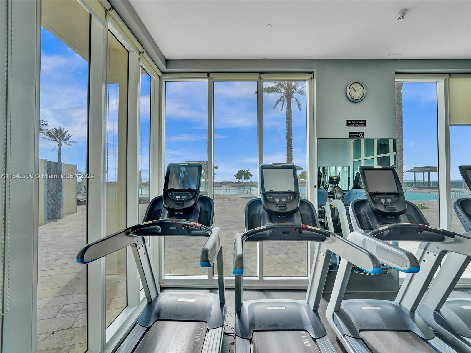 1850 S Ocean Dr # 3910