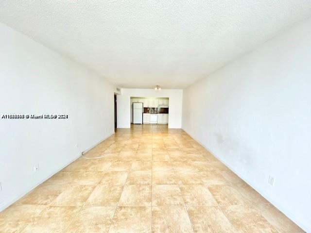 19380 Collins Ave # 1611