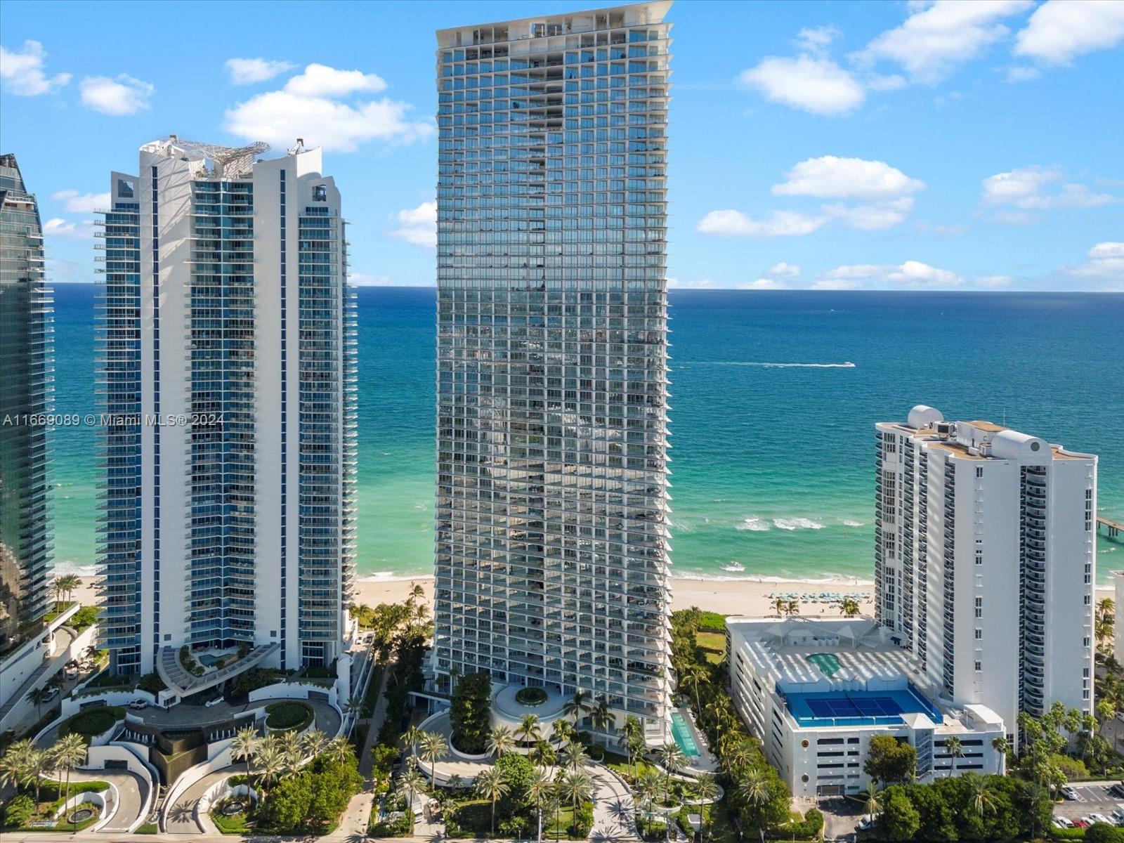 16901 Collins Ave # 604