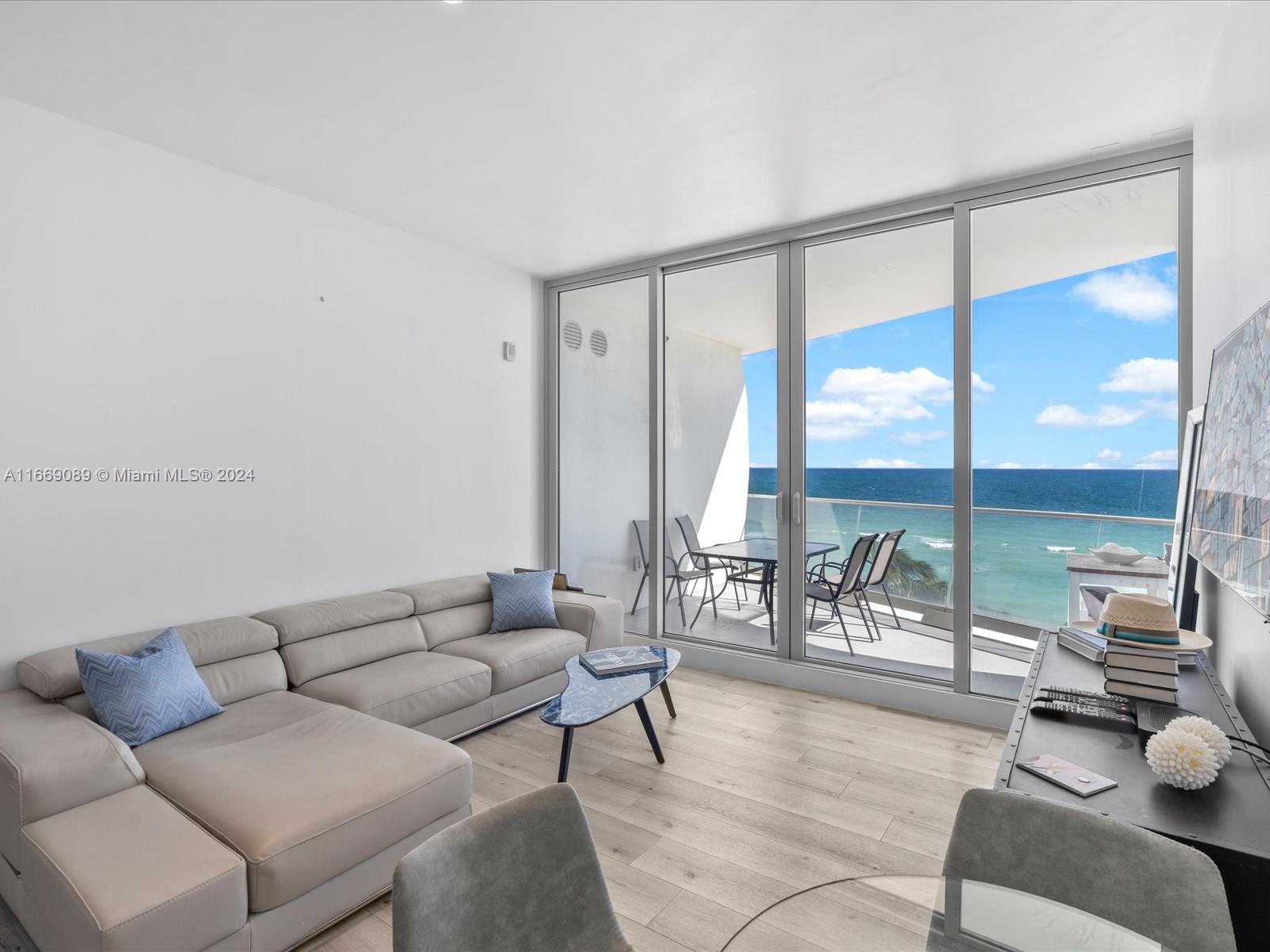 16901 Collins Ave # 604