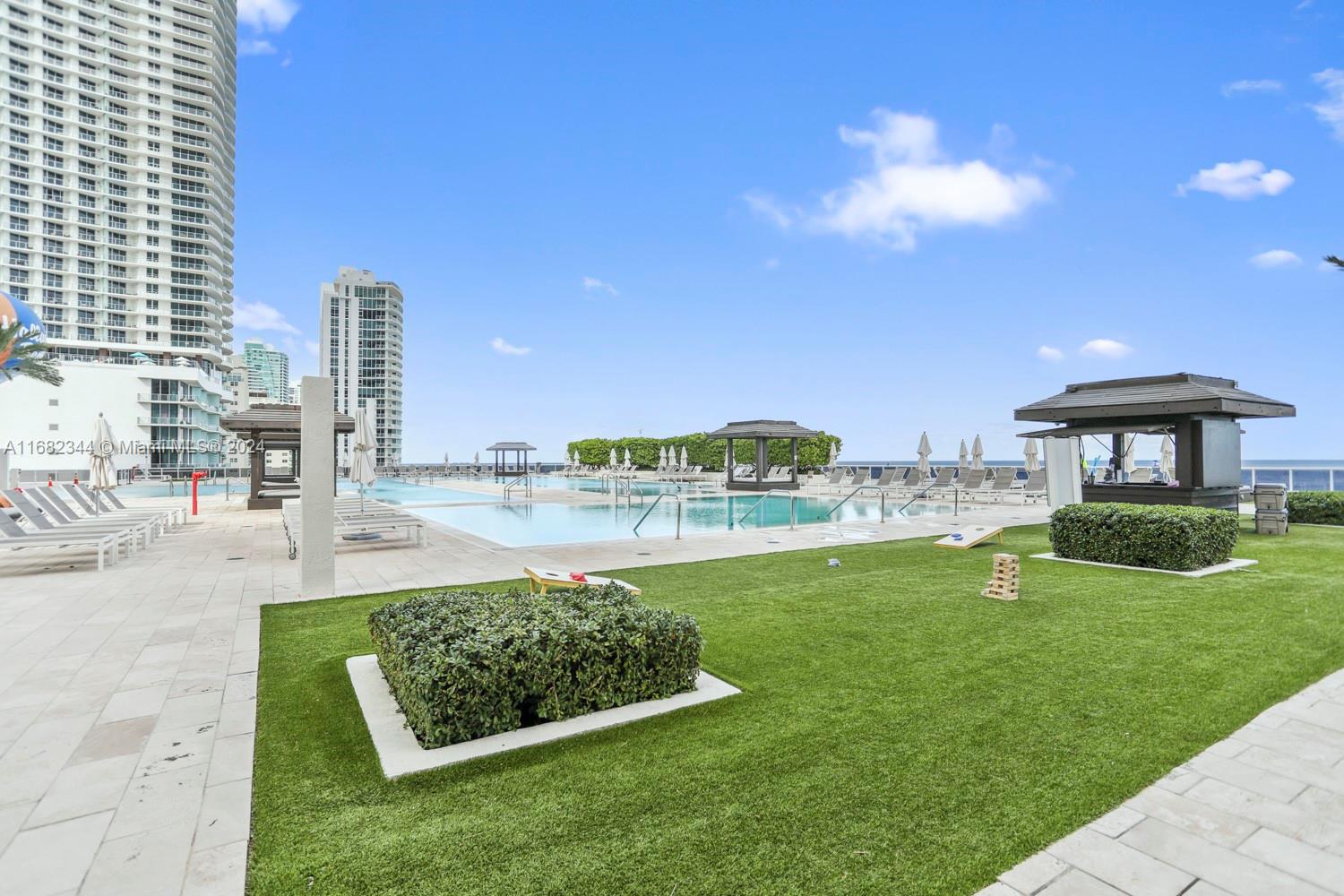 1850 S Ocean Dr # 1009