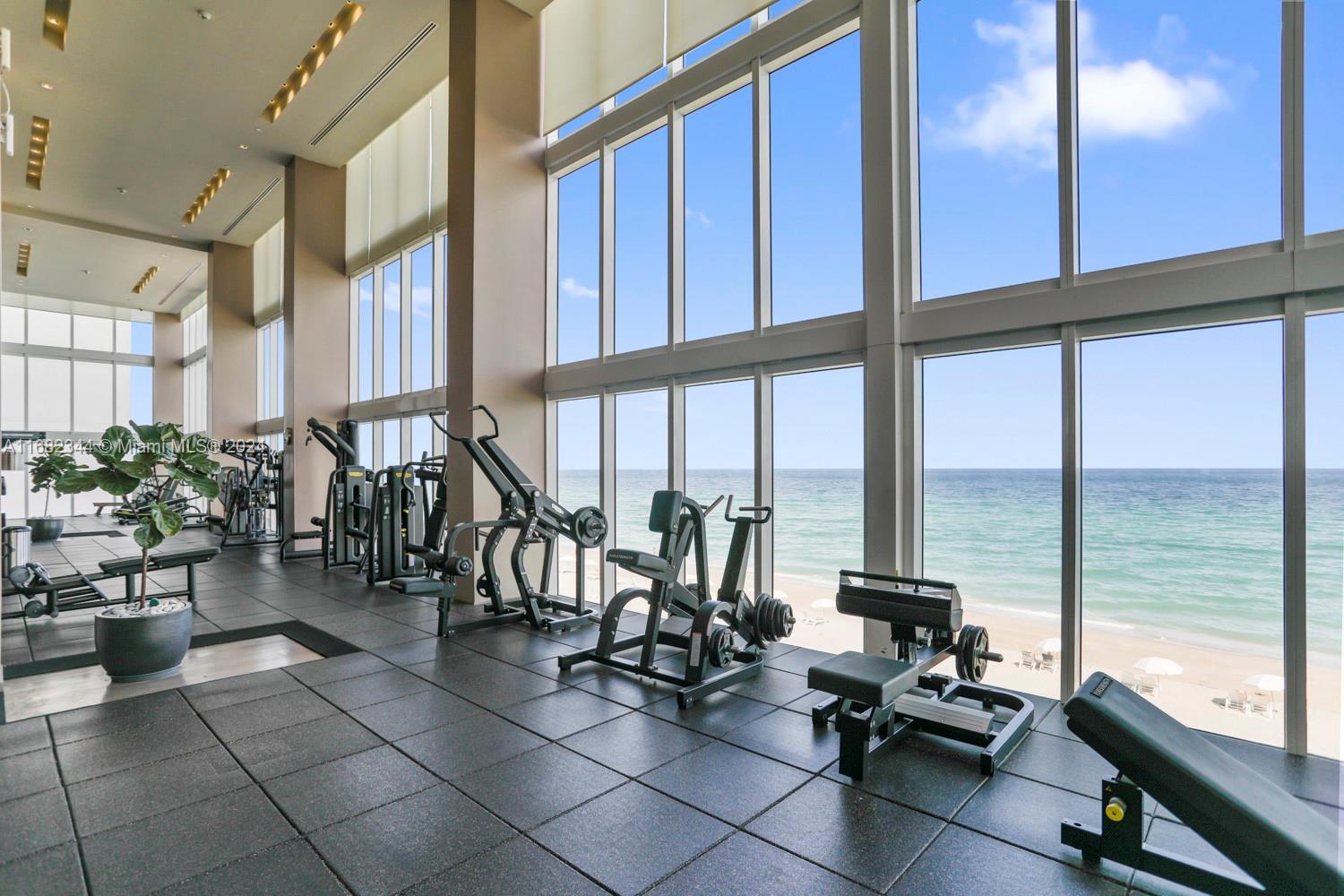 1850 S Ocean Dr # 1009