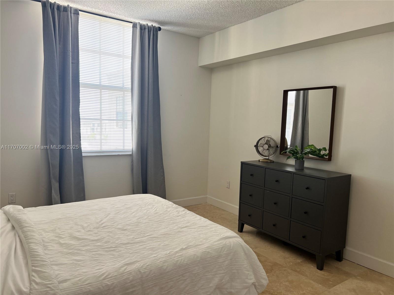 1919 Van Buren St # 804A