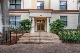 1919 Van Buren St # 804A