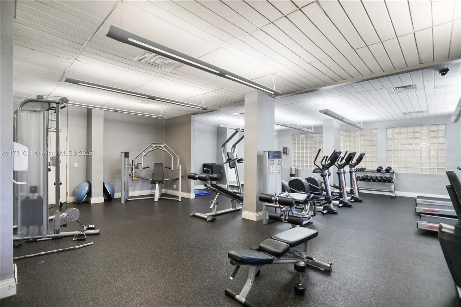 3801 S Ocean Dr # 10Q