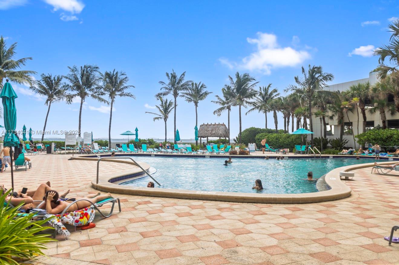 3801 S Ocean Dr # 10Q