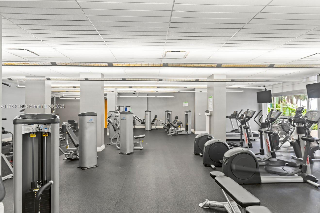 3801 S Ocean Dr # 10Q