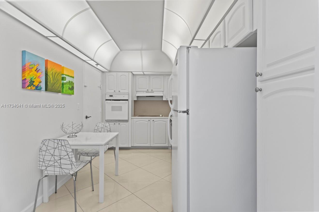 3801 S Ocean Dr # 10Q