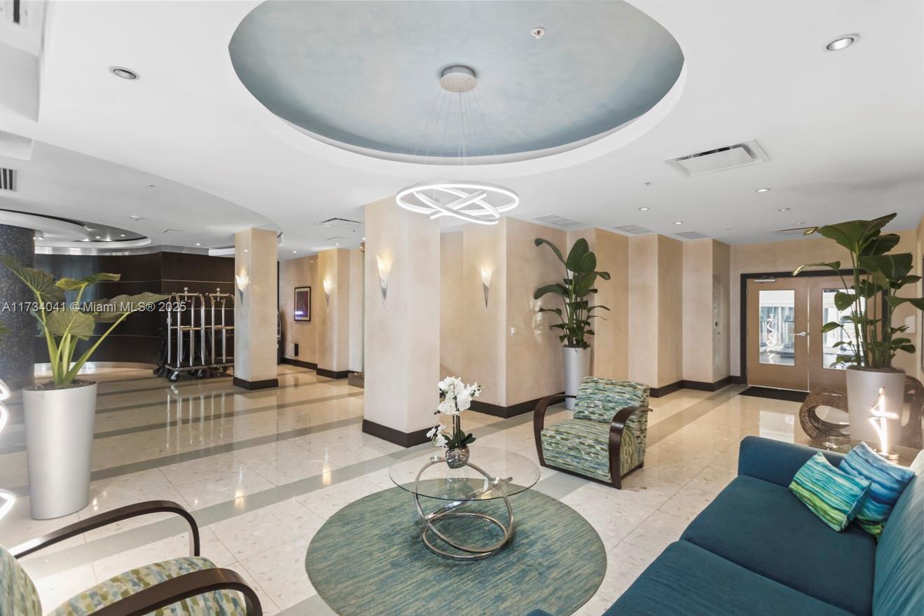 3801 S Ocean Dr # 10Q