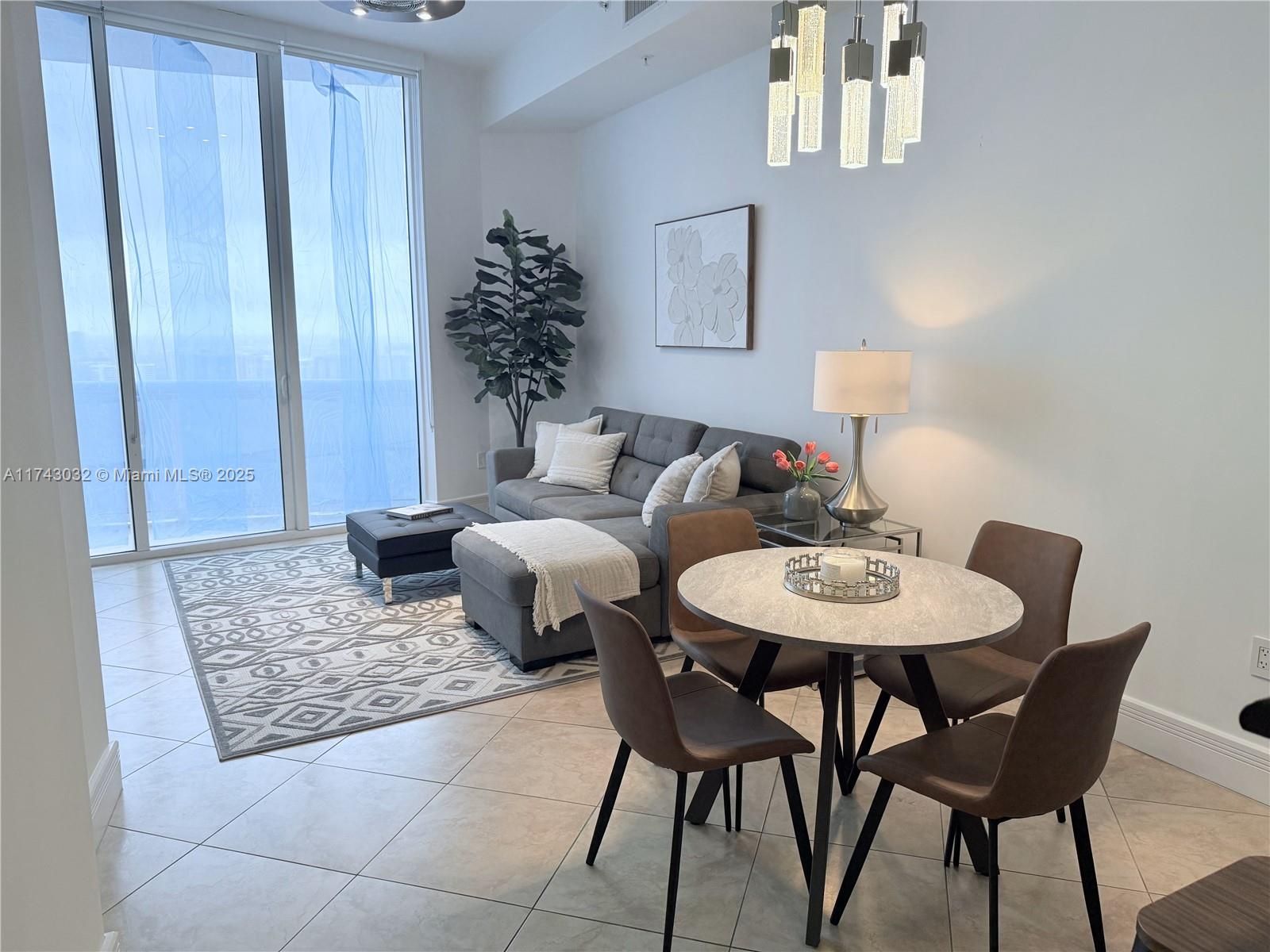 18101 Collins Ave Unit: PH106