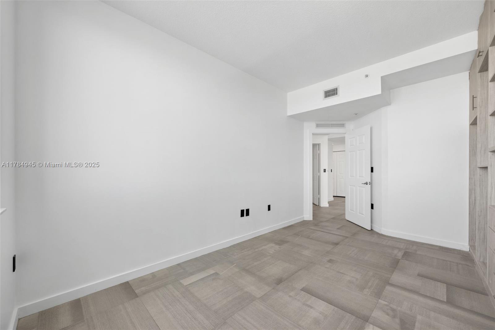 1745 E Hallandale Beach Blvd Unit: PH05W