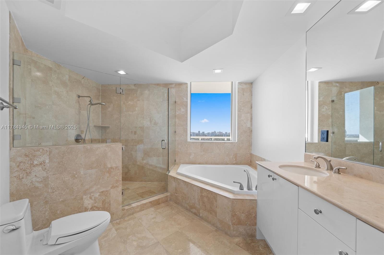 1745 E Hallandale Beach Blvd Unit: PH05W