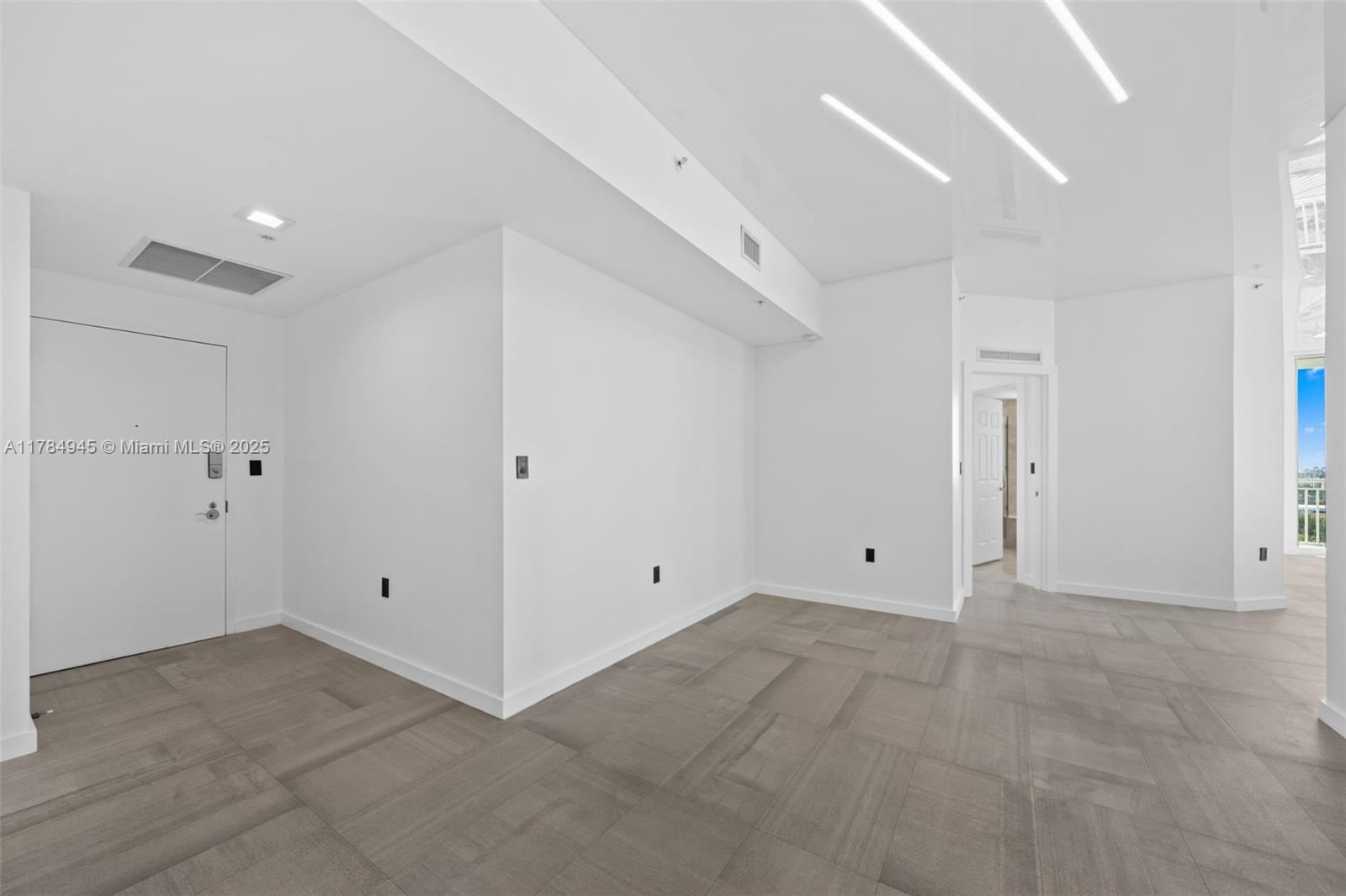 1745 E Hallandale Beach Blvd Unit: PH05W