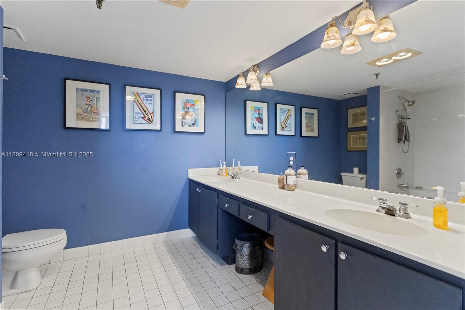 2300 NE 33rd Ave # 401